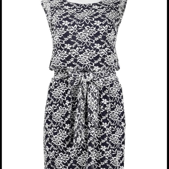 Dresses & Skirts - Dress